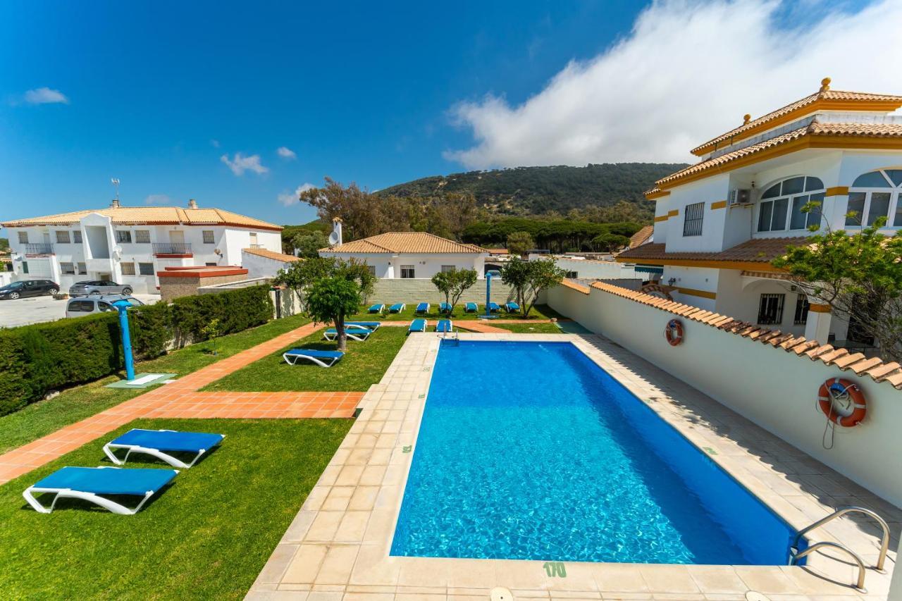 Hostal Miramar Los Canos De Meca Bagian luar foto
